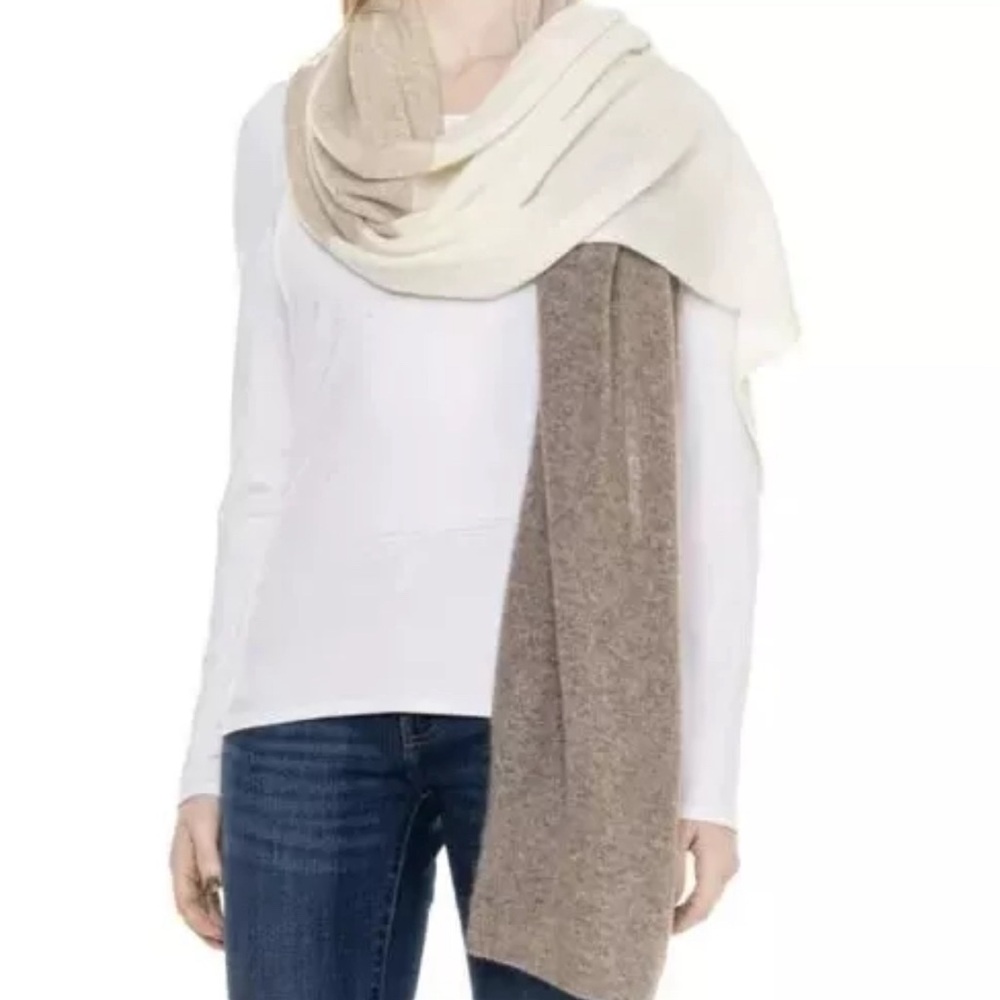 NWT Tahari 100% cashmere scarf wrap 79”x23.5” - Picture 3 of 3